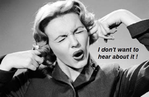 WOMAN_FINGERS_IN_EARS_-_IGNORING_II.jpg - 59.63 kB